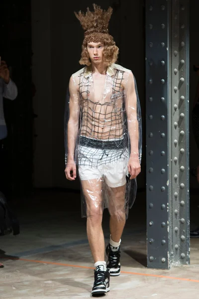 Look 36